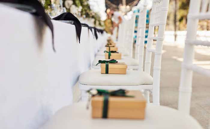 How to Choose a Perfect Wedding Gift