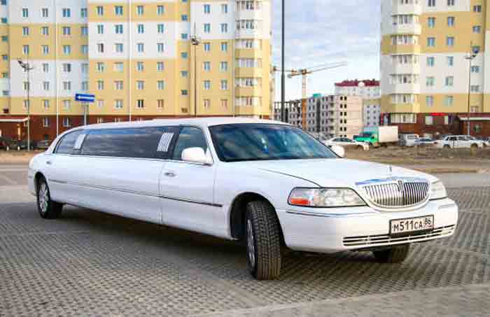 Benefits of Hiring an Airport Limo Service